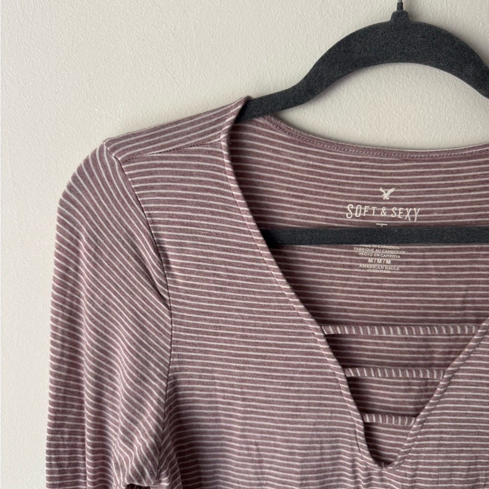 Size M American Eagle Bell Sleeve Shirt